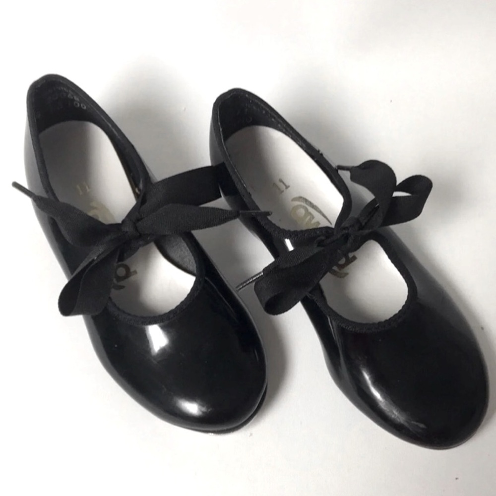 AWARD Girls Tap Shoes